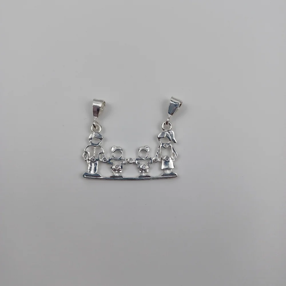 925 sterling silver Family pendant necklace Mom and Dad and‎ two boys